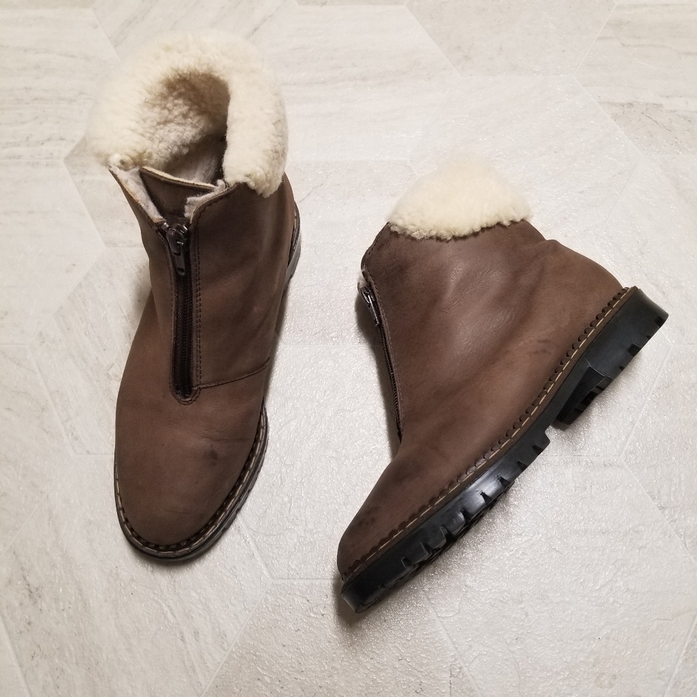 Blondo Waterproof Brown Leather Chunky Heel White Sherpa Cuff‎ Zip Ankle Boots 7